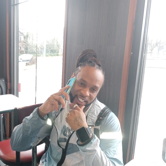 Meet your Posher, Tory - Picture 14 of 16